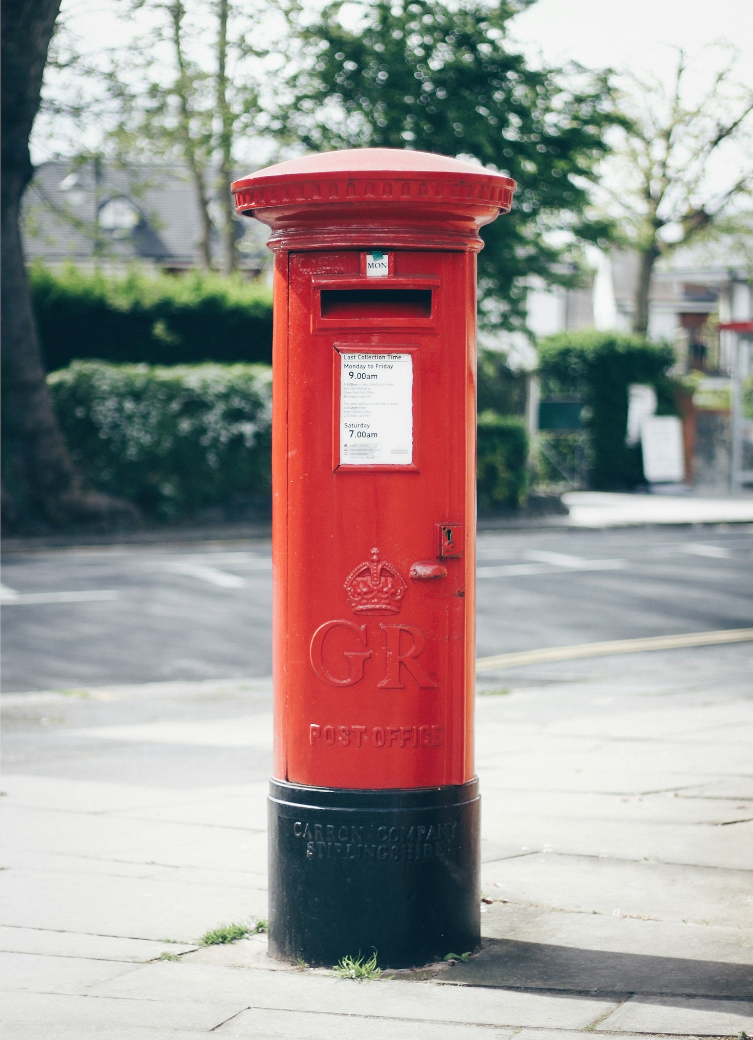 Innovazioni nel Settore Postale: Una Guida per Dirigenti